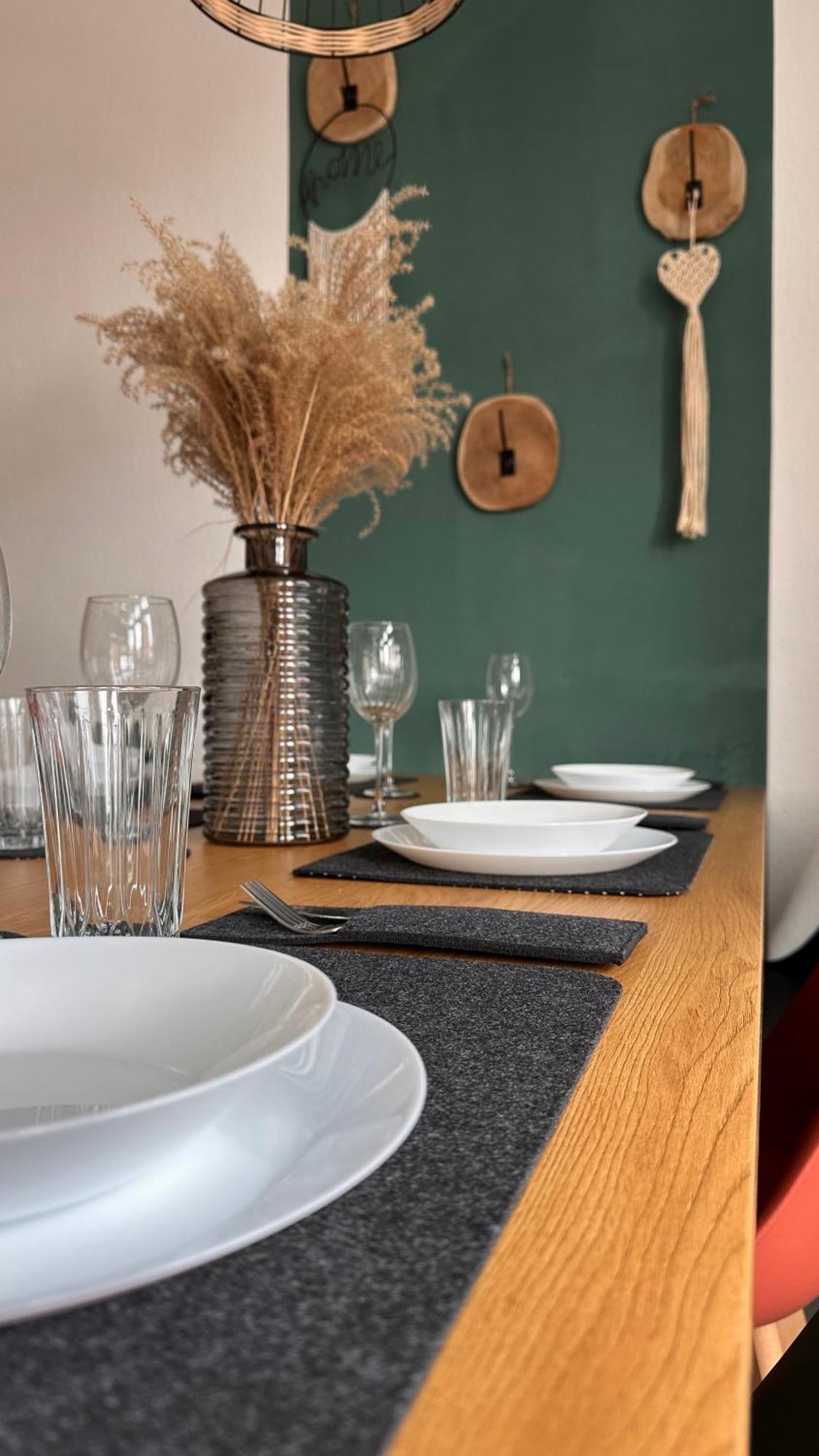 Amao-Brown I Exklusives City-Apartment I 85Qm I Privatparkplatz & Komfort I King-Size Bed Lahr  Eksteriør bilde