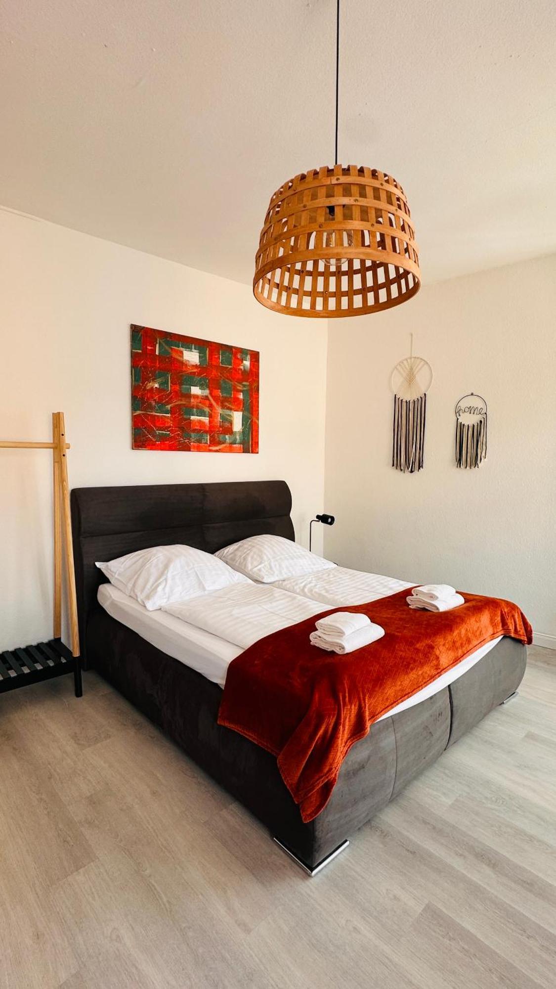 Amao-Brown I Exklusives City-Apartment I 85Qm I Privatparkplatz & Komfort I King-Size Bed Lahr  Eksteriør bilde